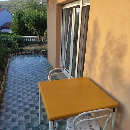 Dragiv 2 Brdo48 Vendégház