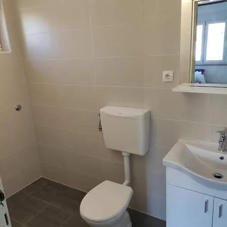 Dragiv 2 Brdo48 Affittacamere *