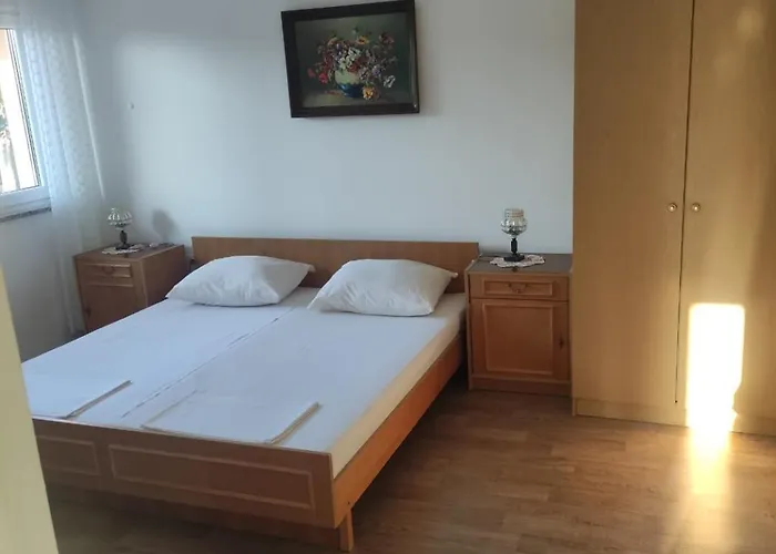 Dragiv 2 Brdo48 Гостевой дом